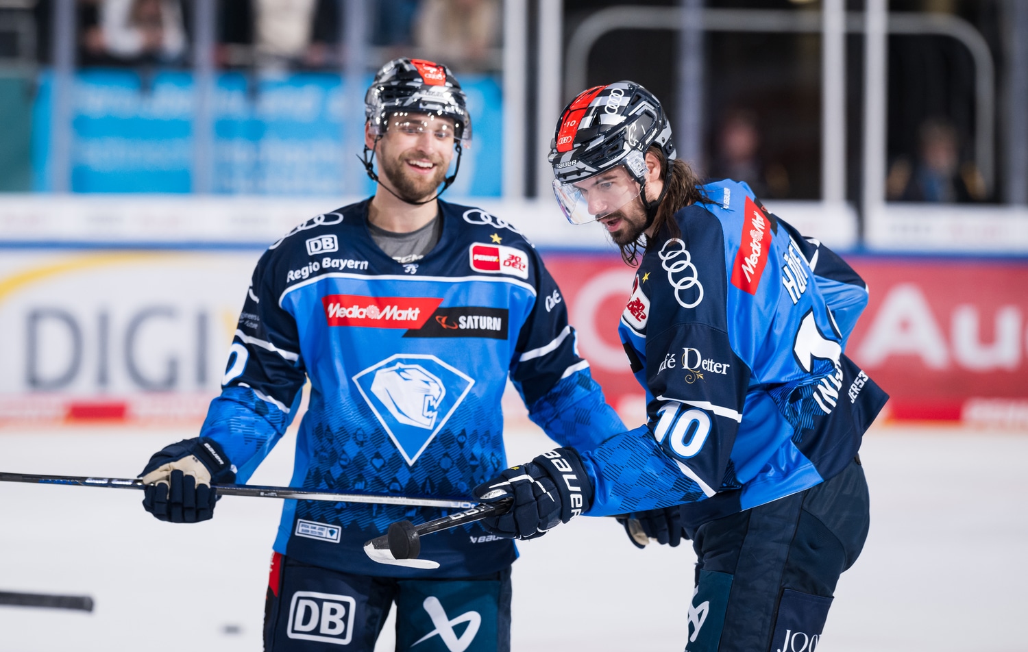 Befreiungsschlag für ERC Ingolstadt klarer Heimsieg gegen Grizzlys Wolfsburg - Eishockey-Online News