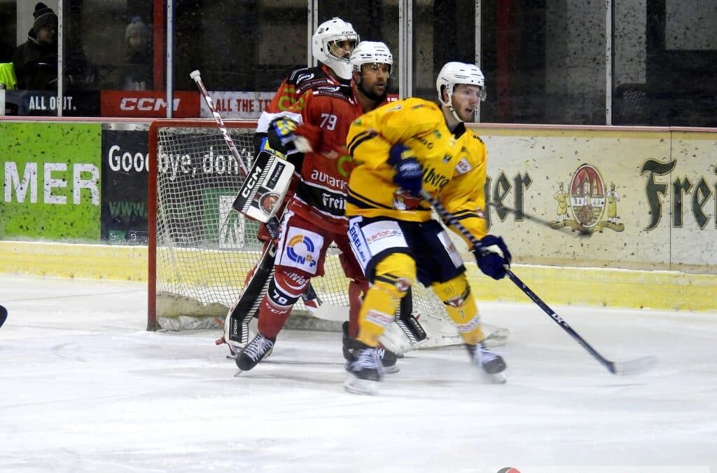 Krefeld gibt Führung aus der Hand / Last Second Erfolg im Baden-Württemberg Derby / Kassel weiter vorne
