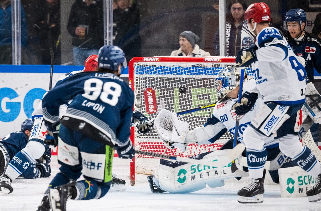Straubing Tigers holen sich den Matchpuck