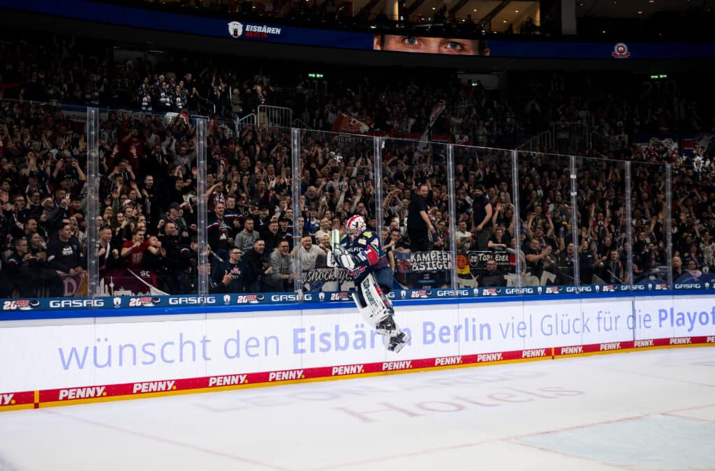 Eisbären Berlin stehen als erstes Team im Halbfinale – Straubing Tigers fehlt ein Knipser