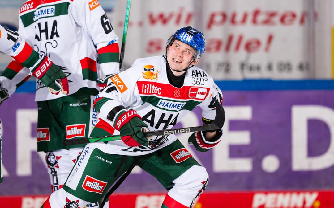 Florian Elias beibt ein Augsburger Panther
