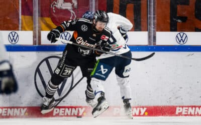 Grizzlys Wolfsburg schießen sich gegen Straubing zurück in die Playoffs