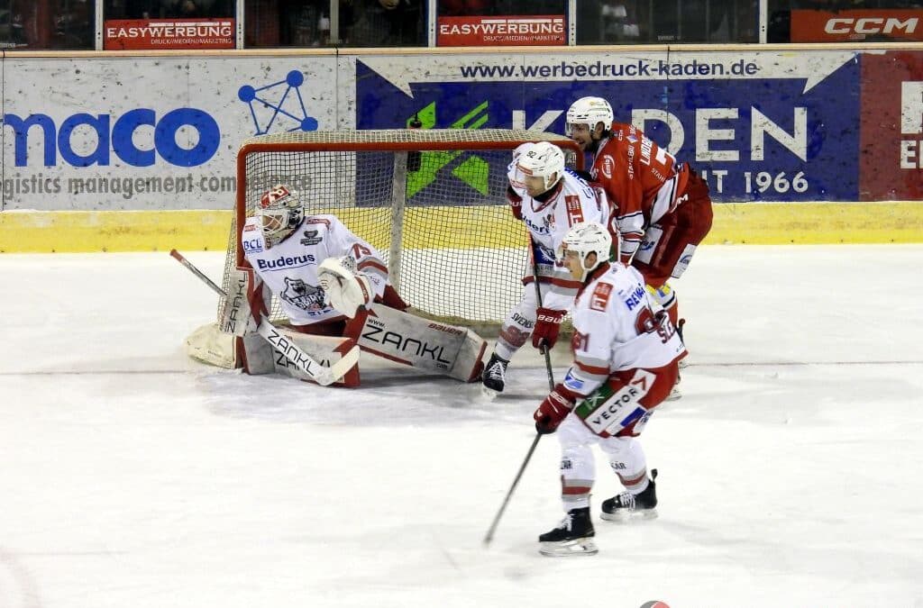 Eispiraten Crimmitschau verspielen Heimrecht gegen die Eisbären Regensburg