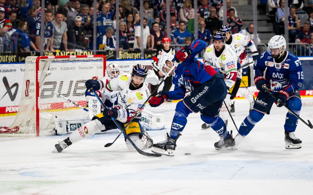 Berlin siegt auch in Spiel 2 gegen Mannheim