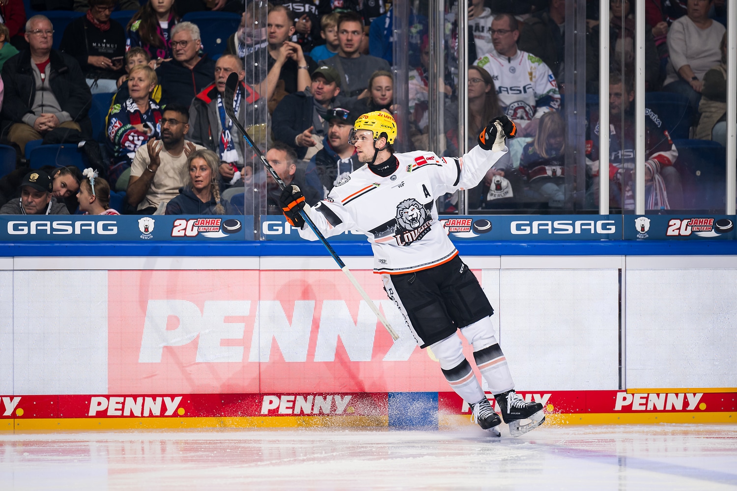 Eisbren Berlin gegen Schwenninger Wild Wings – PENNY DEL