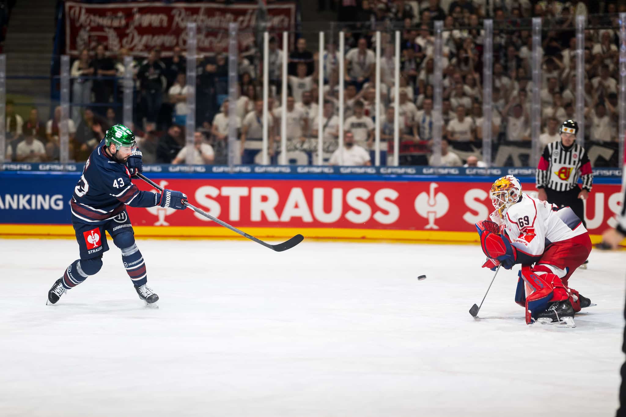 Eisbren Berlin gegen Bruleurs de Loups Grenoble – CHL