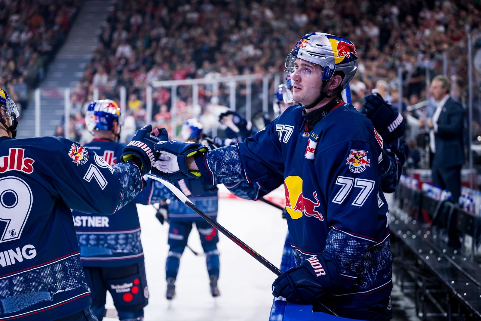 Red Bull Mnchen gegen Augsburger Pantherr – PENNY DEL