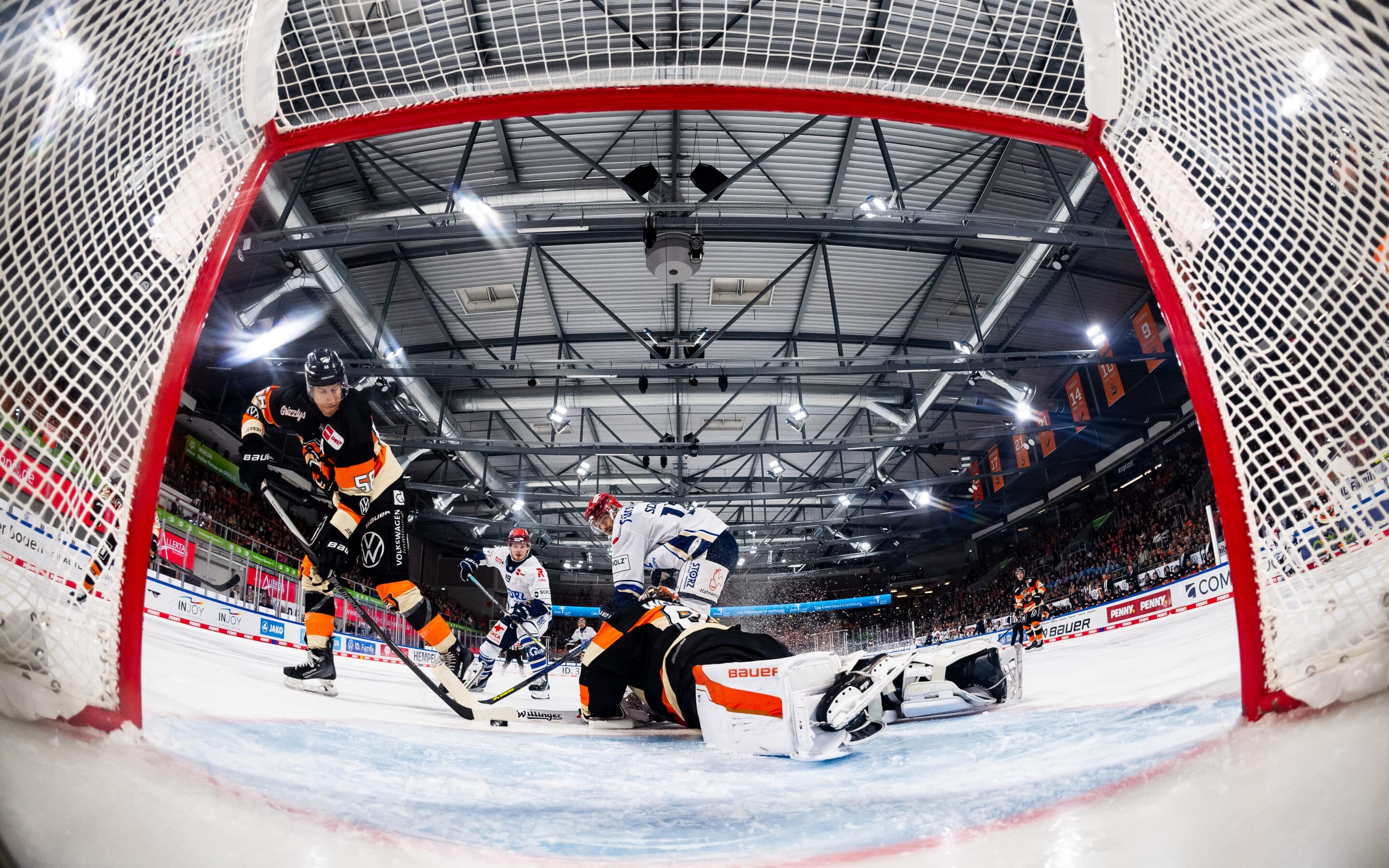 Grizzlys Wolfsburg gegen Schwenninger Wild Wings – PENNY DEL