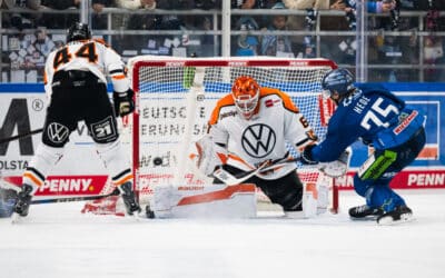Straubing Tigers zerlegen schwache Wolfsburger Grizzlys am Pulverturm