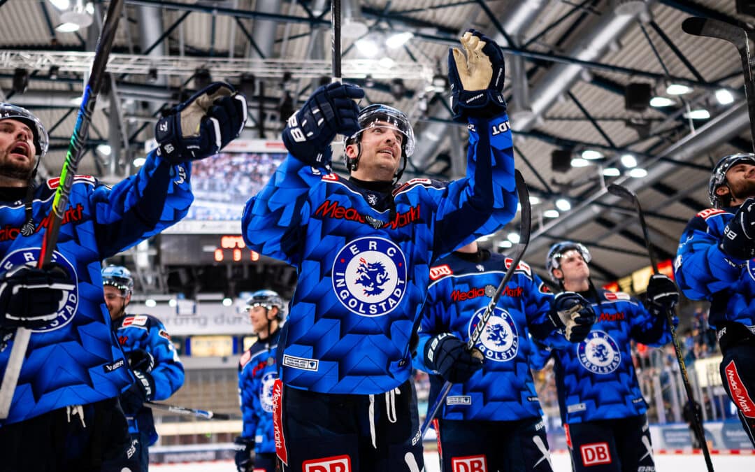 ERC Ingolstadt gewinnt wildes Duell gegen Straubing Tigers