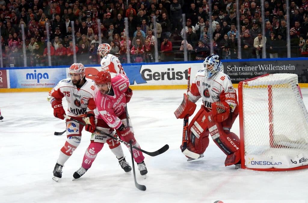 Eispiraten Crimmitschau zwingen den Spitzenreiter in die Knie und siegen in Landshut