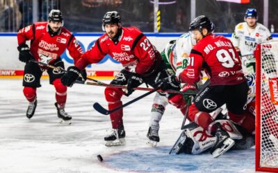 In einem kampfbetonten Spiel besiegten die Augsburger Panther die Kölner Haie im Penaltyschießen