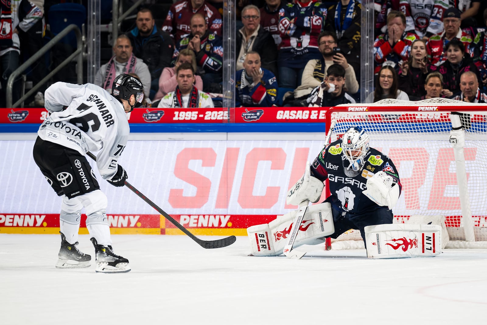 Eisbren Berlin gegen Klner Haie – PENNY DEL