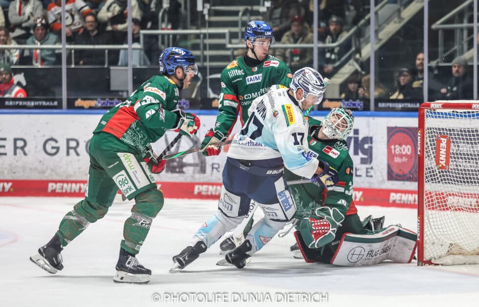 Augsburg unterliegt Tabellenletzten Dresden