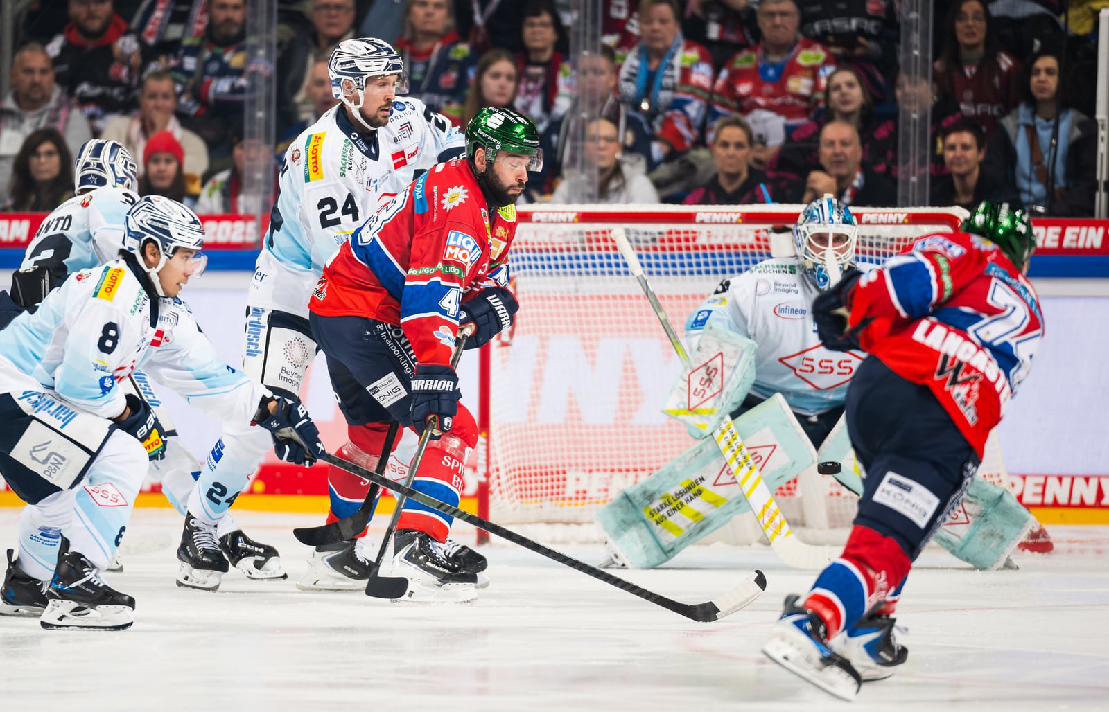Eisbren Berlin gegen Dresdner Eislwen – PENNY DEL
