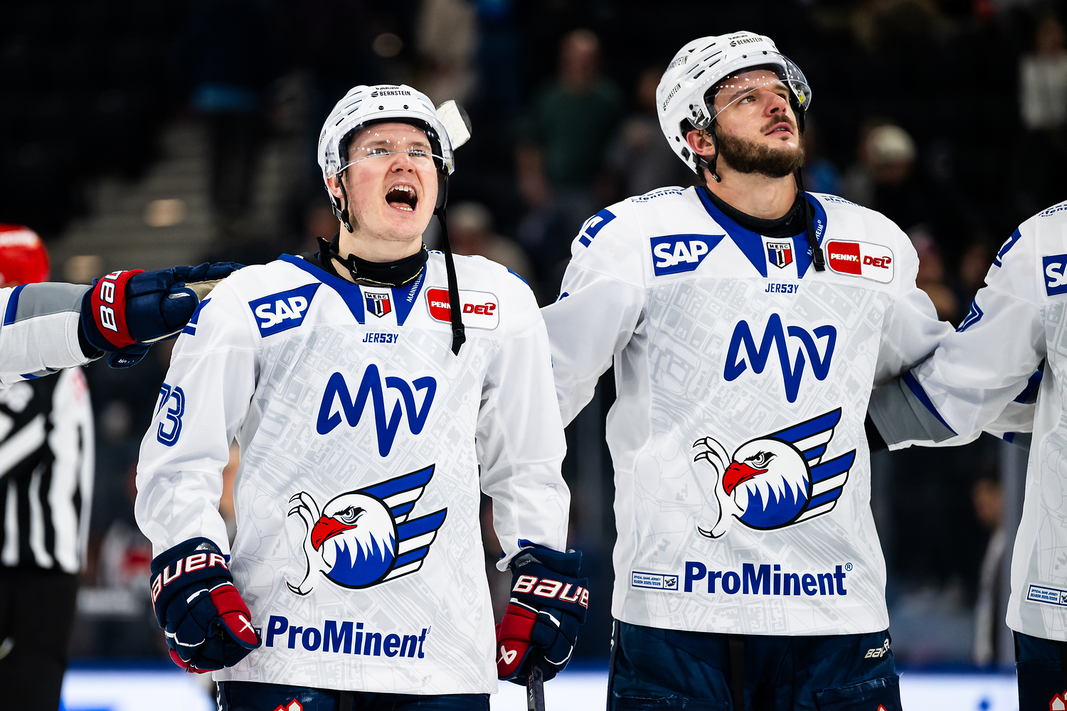 Red Bull Mnchen gegen Adler Mannheim – PENNY DEL