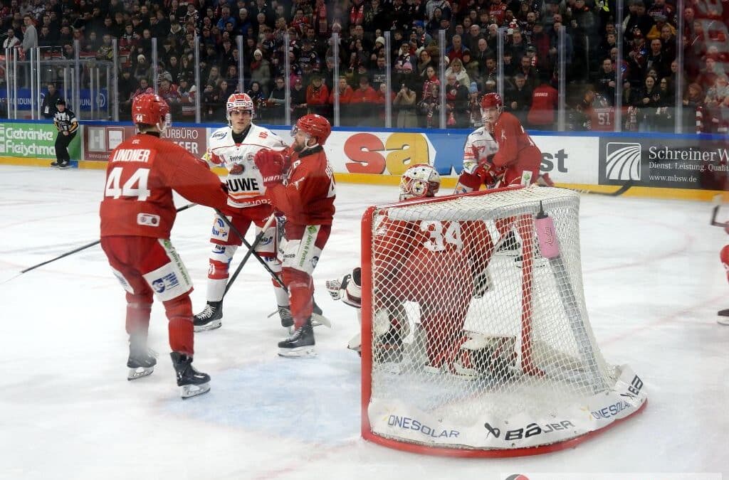 Eispiraten Crimmitschau müssen sich im letzten Drittel in Landshut geschlagen geben