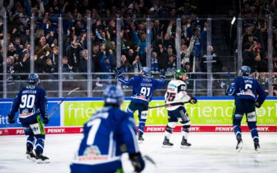 Straubing Tigers zerlegen Eisbären Berlin zum Playoff-Auftakt