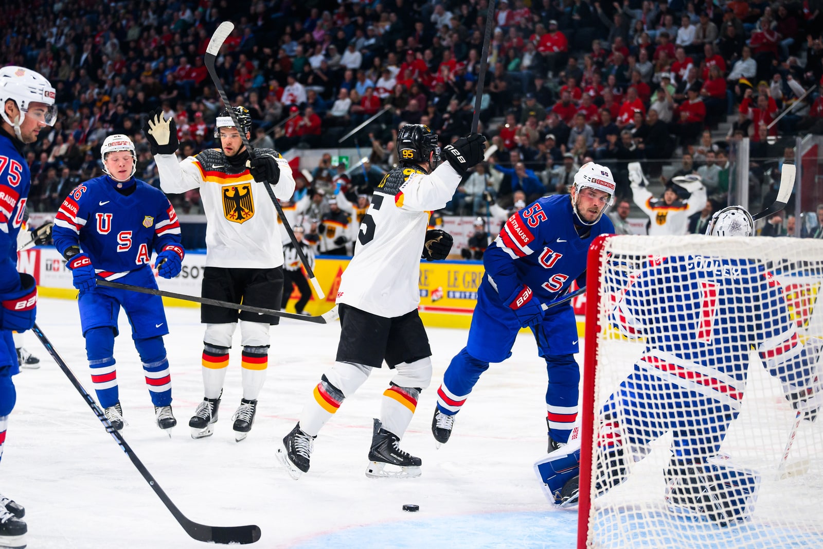 Team USA gegen Team Deutschland – IIHF WM 2026 Zurich-Fribourg