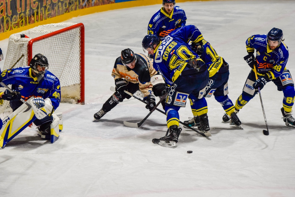 25.10.2026_EHC-Waldkraiburg_vs_ESV-Burgau (85 von 181)
